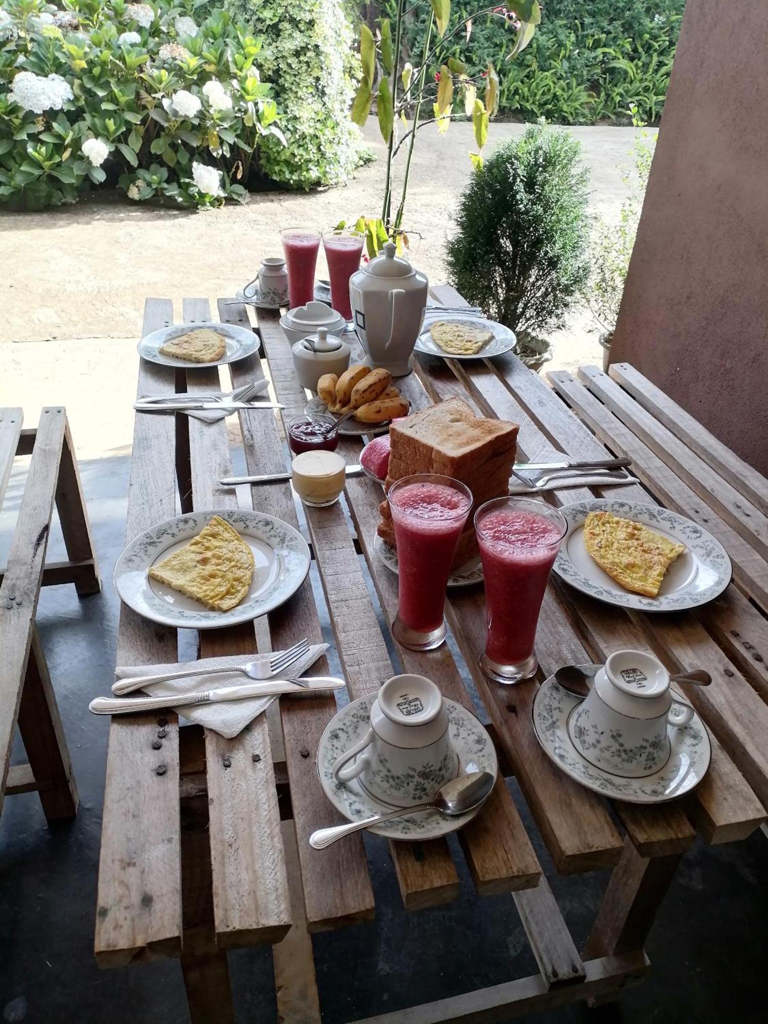 Keshiya Holiday Home Νουβάρα Ελίγια Εξωτερικό φωτογραφία